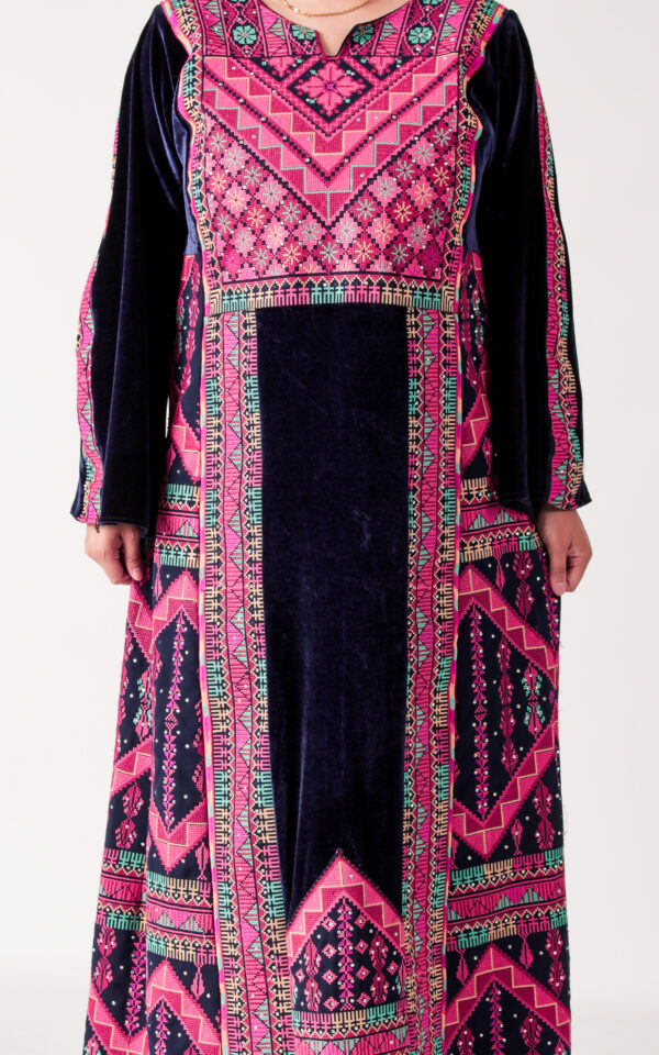 Palestinian Embroidery Majdal Velvet Thobe – Fuchsia & Teal