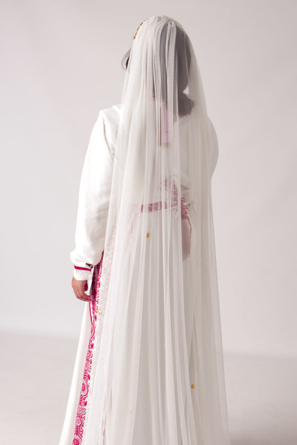 Elegant Palestinian Embroidered Bridal Dress - Image 2