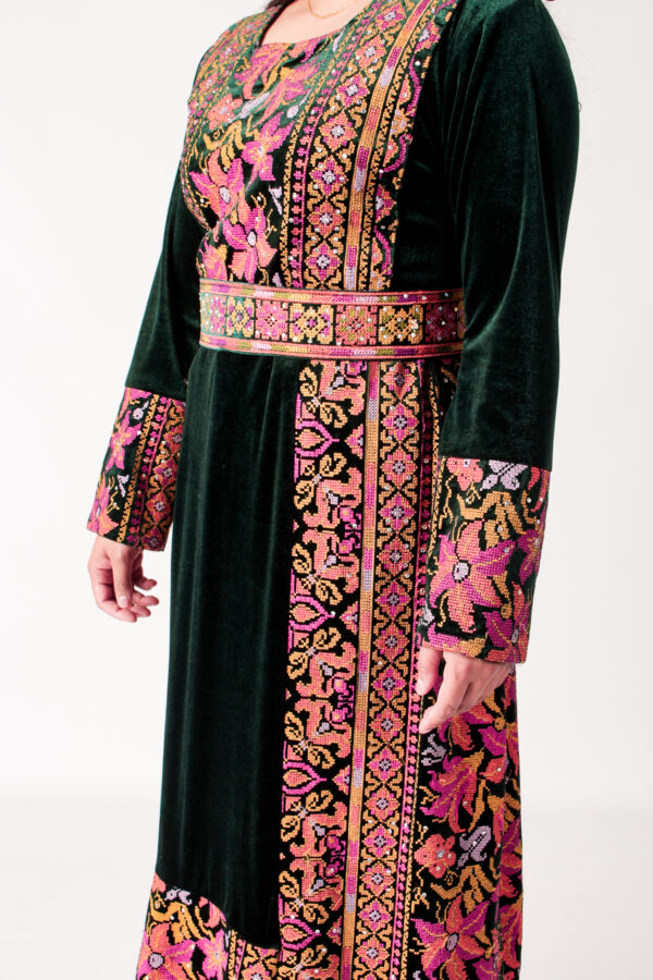 Green Palestinian Tatreez Embroidered Velvet Thobe - Image 2