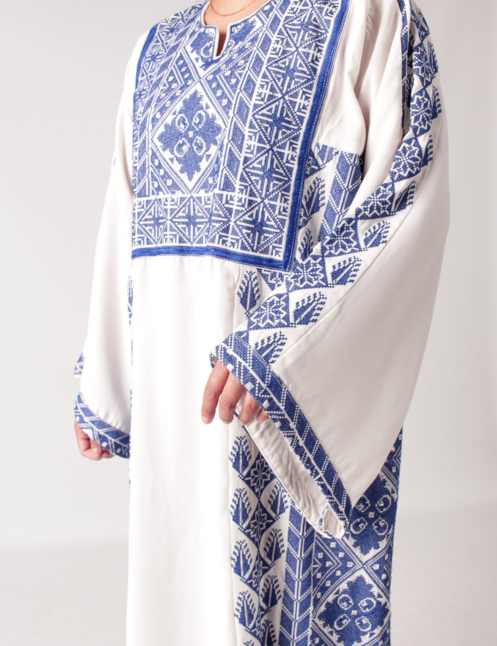 Palestinian Embroidered Thobe Dress with Blue Tatreez - Image 2