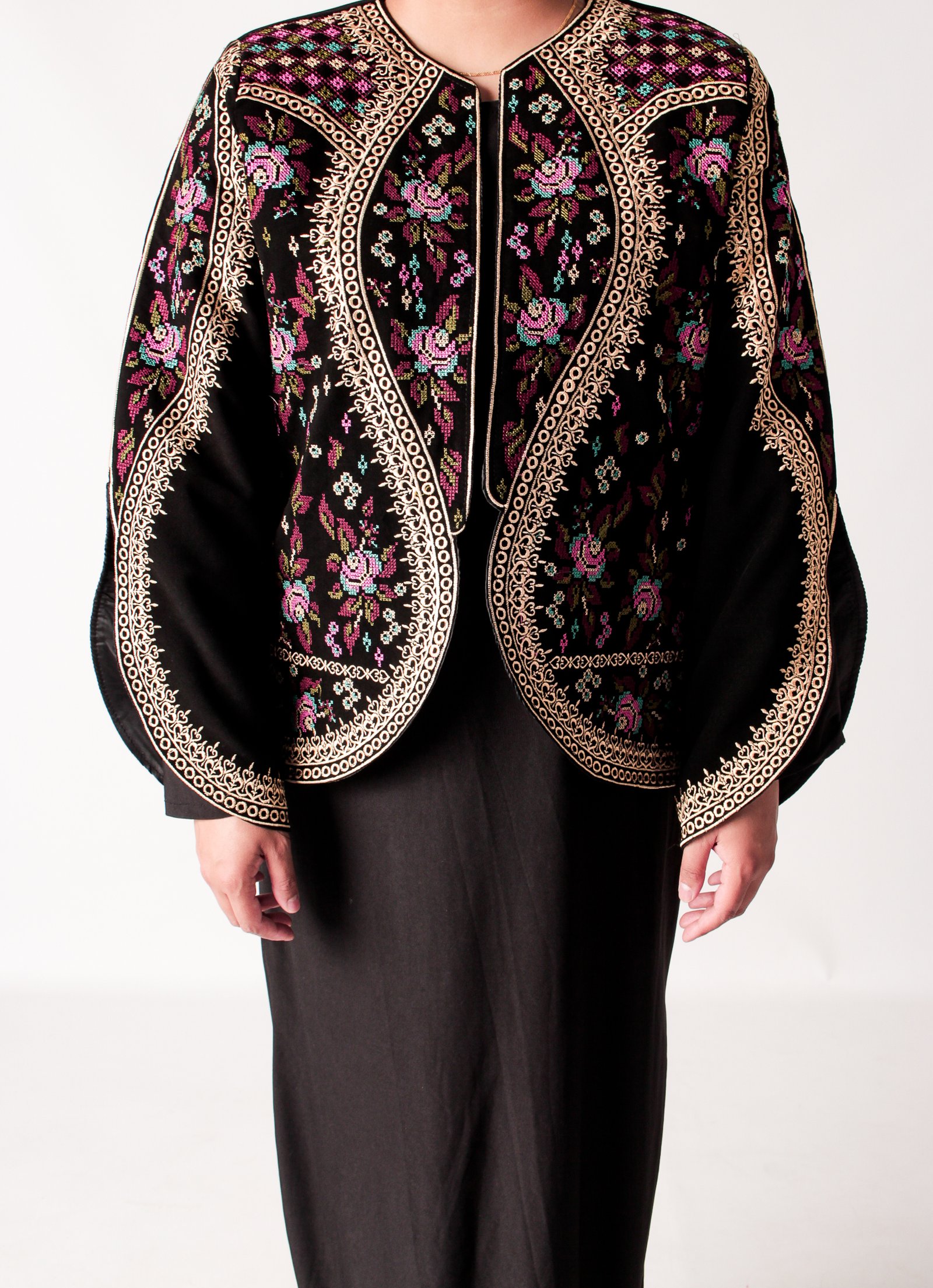 Black Palestinian Embroidered Jacket with Wavy Tatreez